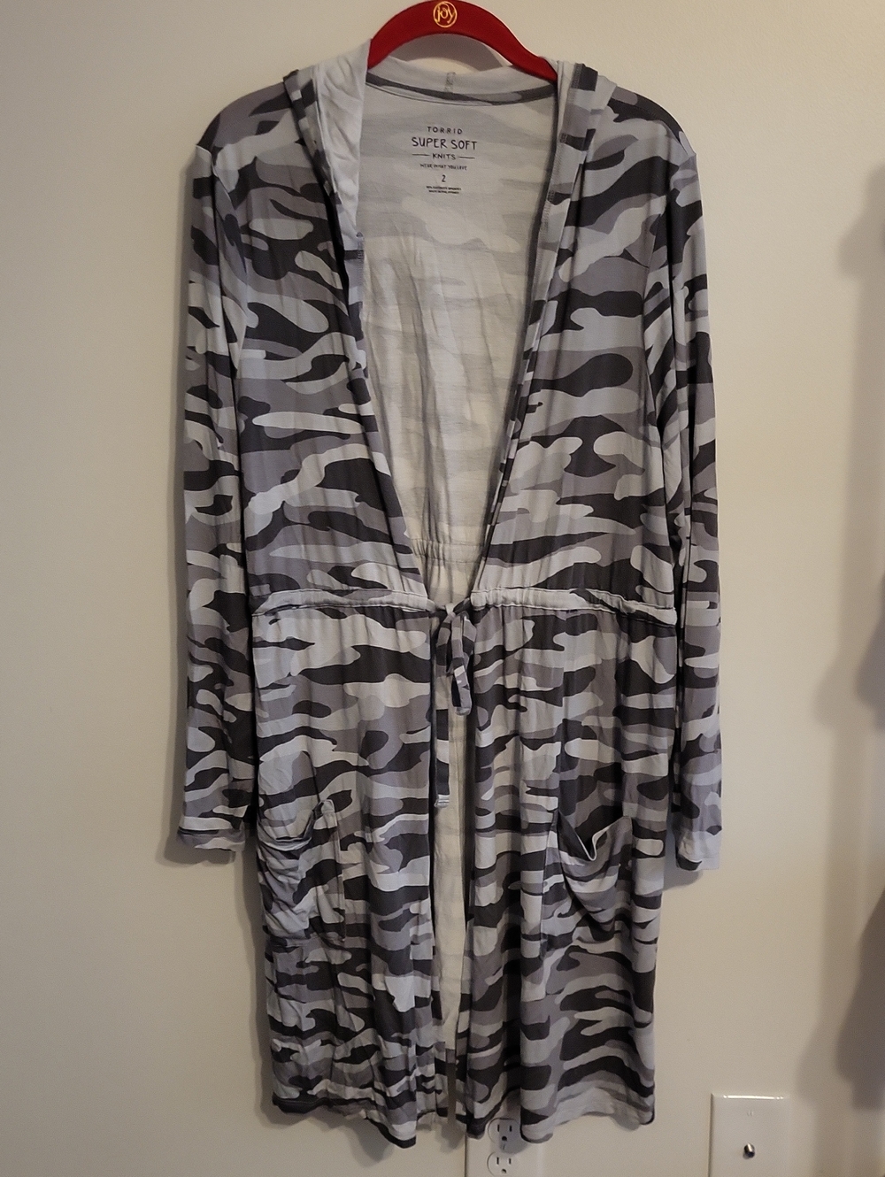 torrid 1x Gray Camo Drawstring Hooded Cardigan With Hood And Pockets